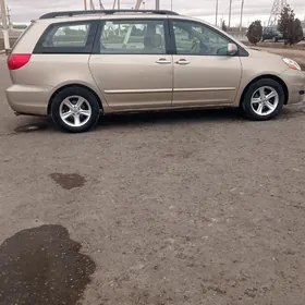 Toyota Sienna 2006