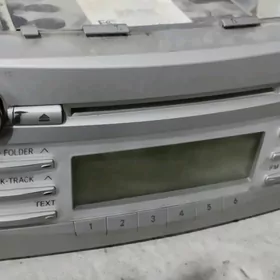 магнитофон Тойота