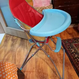 Столик для кормления