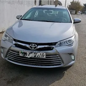 Toyota Camry 2016