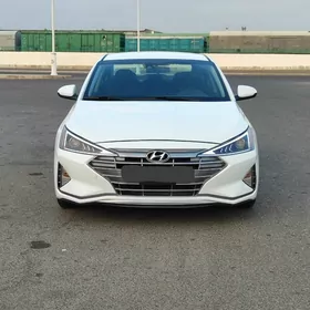 Hyundai Elantra 2020