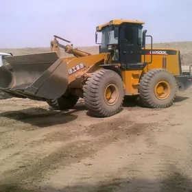 ARENDA POGRUZÇIK ( kepje)