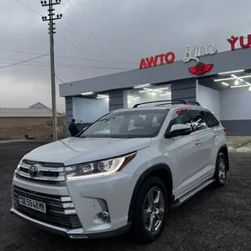 Toyota Highlander 2018