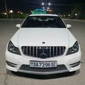 Mercedes-Benz C-Class 2012