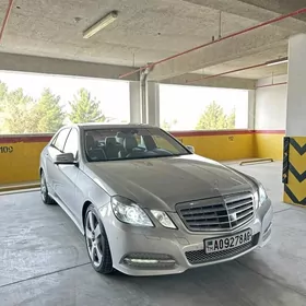Mercedes-Benz E350 2011