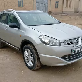 Nissan Qashqai 2012