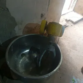 hamyr yugurulyan mesalka