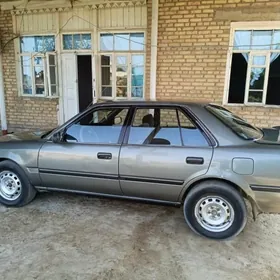 Toyota Corona 1992