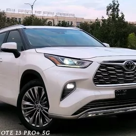 Toyota Highlander 2020