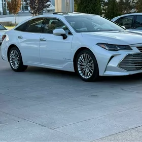 Toyota Avalon 2019