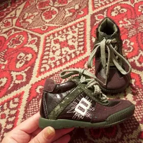 детская обувь caga