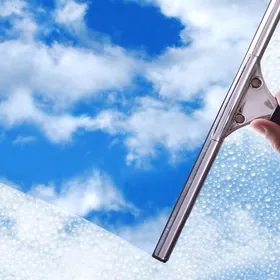 ТРЕБУЕТСЯ ПАРЕНЬ МЫТЬ ОКНА