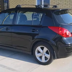 Nissan Versa 2010