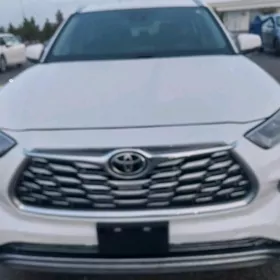 Toyota Highlander 2020