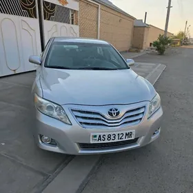 Toyota Camry 2011