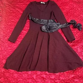 платье шерстяное