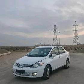 Nissan Versa 2010