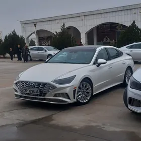 Hyundai Sonata 2021