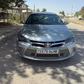 Toyota Camry 2016