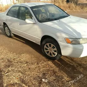 Toyota Camry 1998