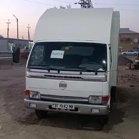 Mitsubishi Canter 2003