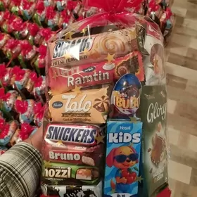 Täze ýyl sowgatlar