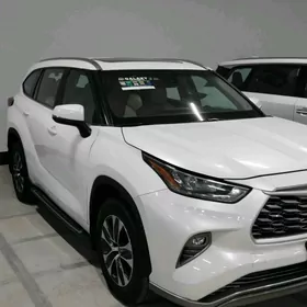 Toyota Highlander 2020