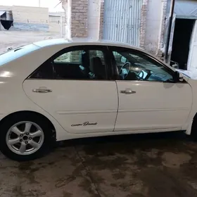 Toyota Camry 2004