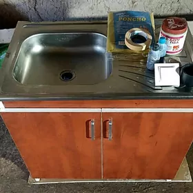 Kuhna moýka başga zatlar.bilen