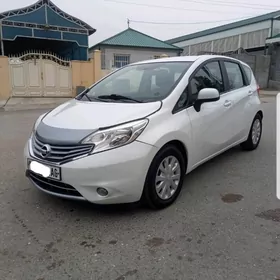 Nissan Versa Note 2014