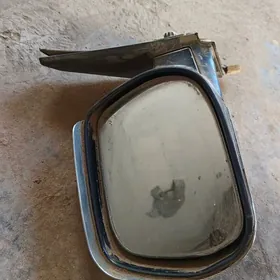 Rav 4 Bokowoy, Zadniy Wid