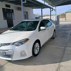 Toyota Corolla 2015