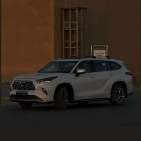 Toyota Highlander 2022
