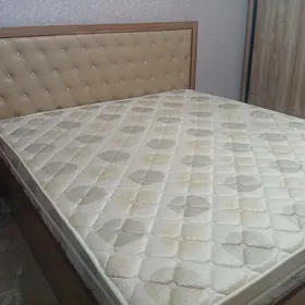 спальная кровать плюс трюмо