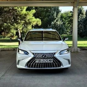 Lexus ES 350 2020