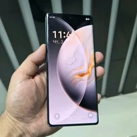 Tecno Camon 30s (12+.128)obmen