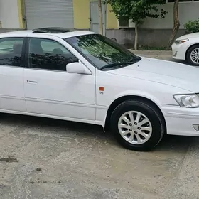 Toyota Camry 2000