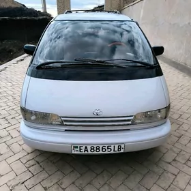 Toyota Previa 1993
