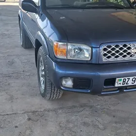 Nissan Pathfinder 2001