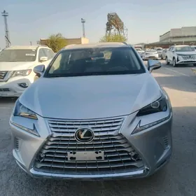 Lexus NX 300 2021