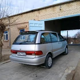 Toyota Previa 1991