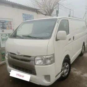Toyota Hiace 2017