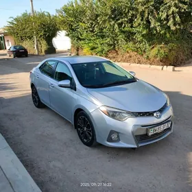 Toyota Corolla 2015