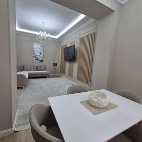 Продаю 3КОМ 1 ЭТАЖ ЕВРО 90 м2️