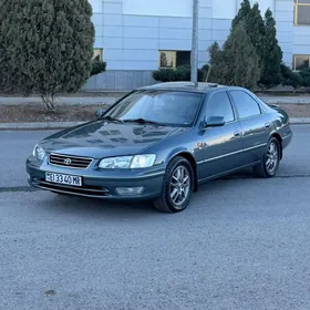 Toyota Camry 2001