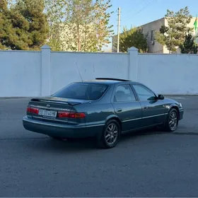 Toyota Camry 2001