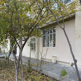 3mkr 1etaj 2komnat  3мкр 1этаж