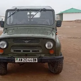 UAZ 469 1985