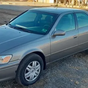 Toyota Camry 2000