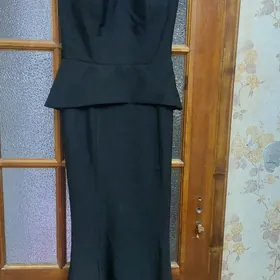 платья вечерние